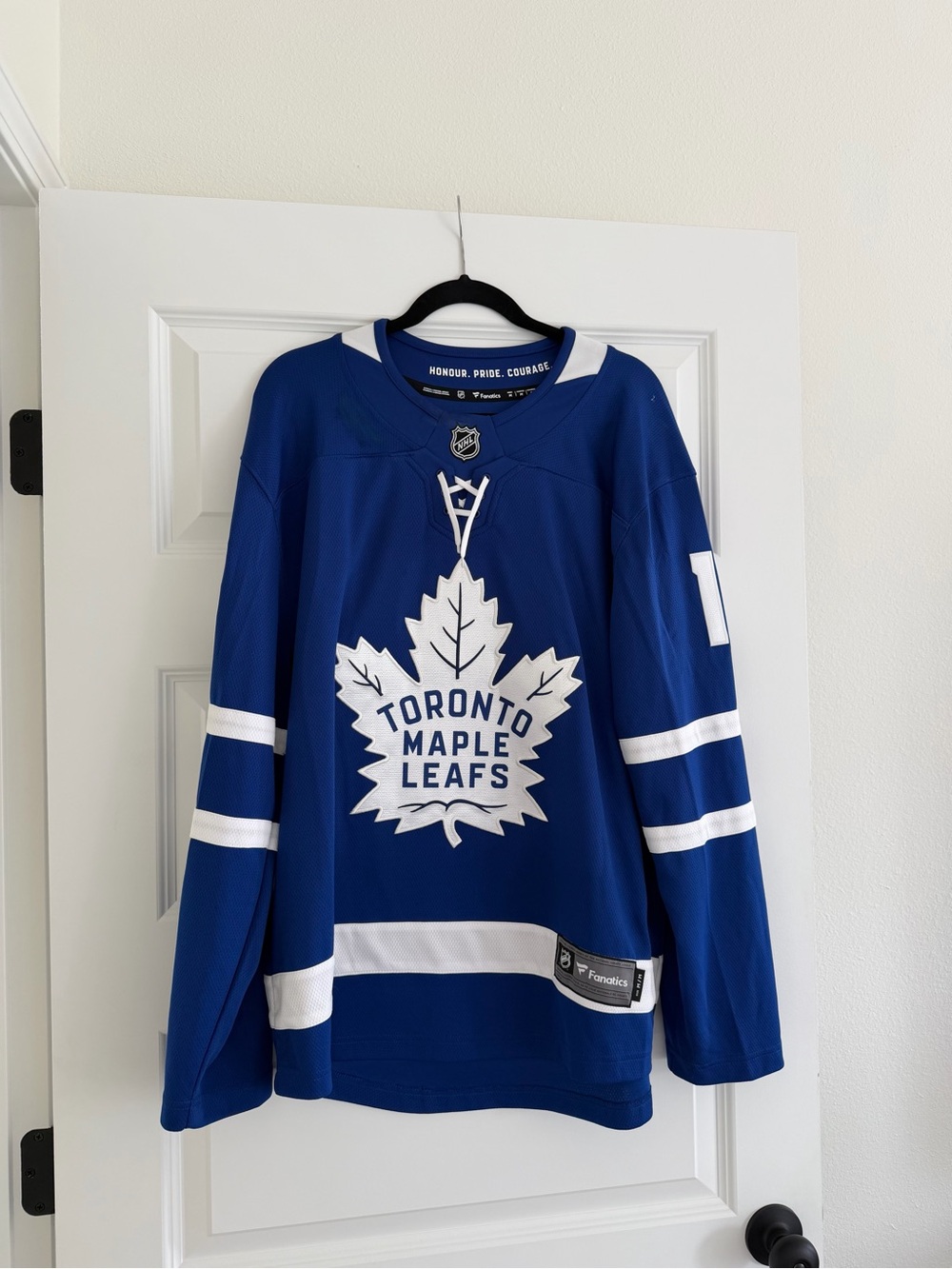 Toronto Maple Leafs Men’s Blue Hockey Jersey